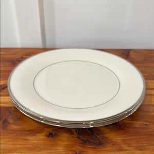 Lenox Dimension Collection Solitaire Ivory Dinner Plates w/ Platinum Band x 2